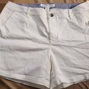 Amazon Essentials  Women's Shorts Womens 10